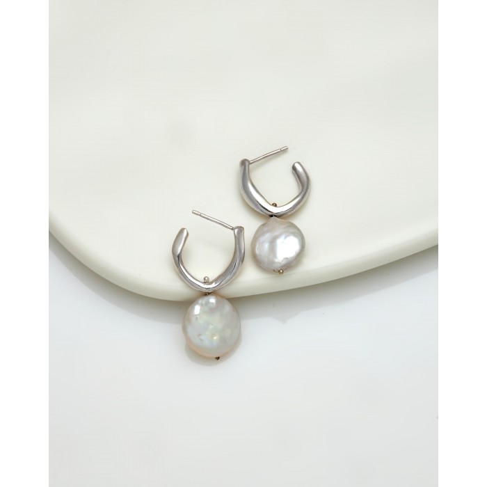 Pearl Studs