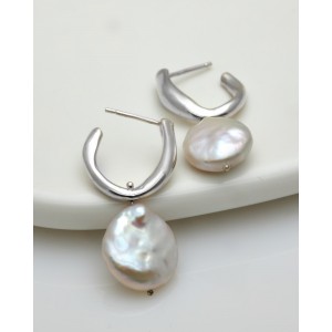 Pearl Studs