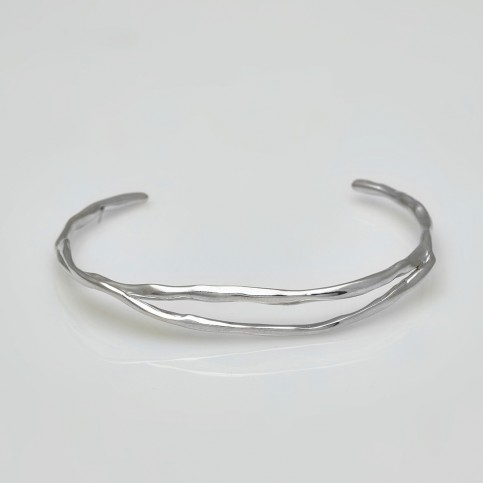 Bold Loop Bracelet