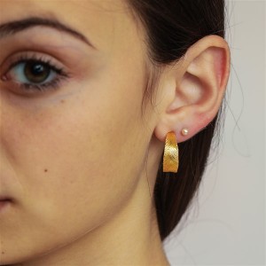 Leila Hoop Earrings