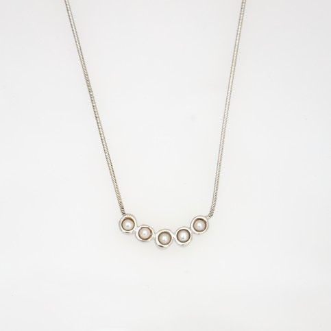 5 Pearl necklace
