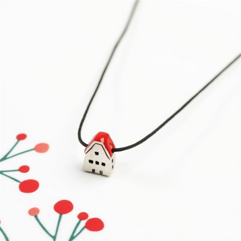  Red House Necklace