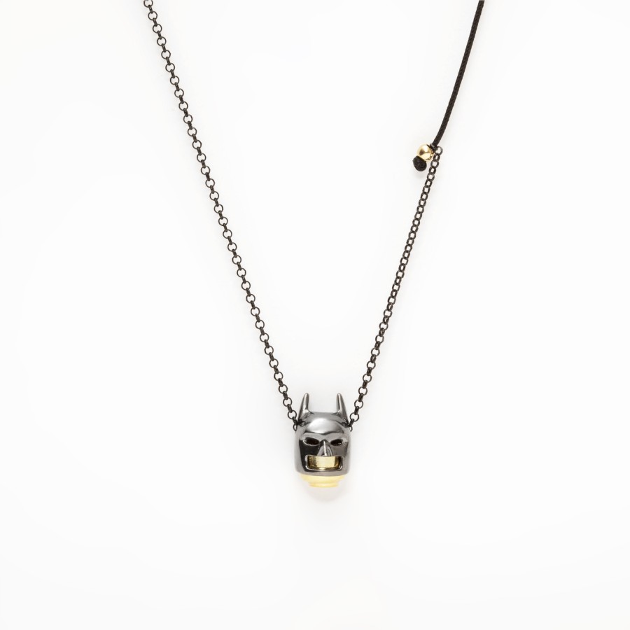 Σούπερ Ήρωας Κολιέ