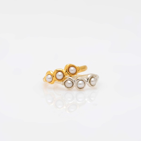3 Pearl Ring