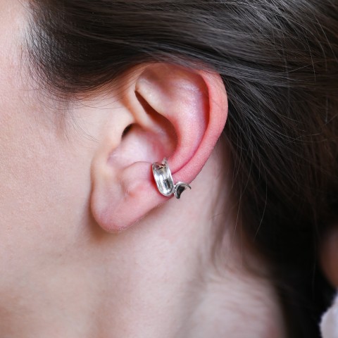 Bond Ear Cuff