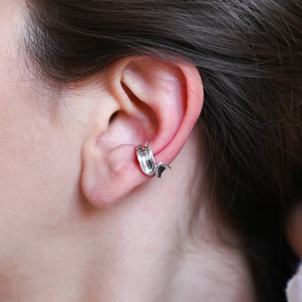 Bond Ear Cuff