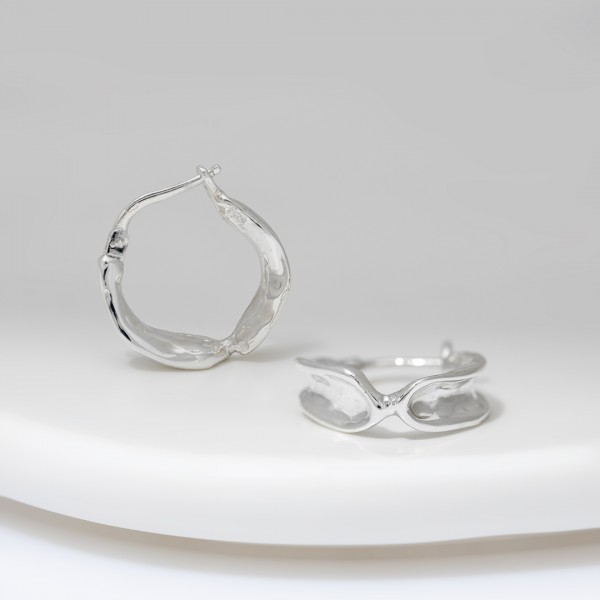 Bond Hoops