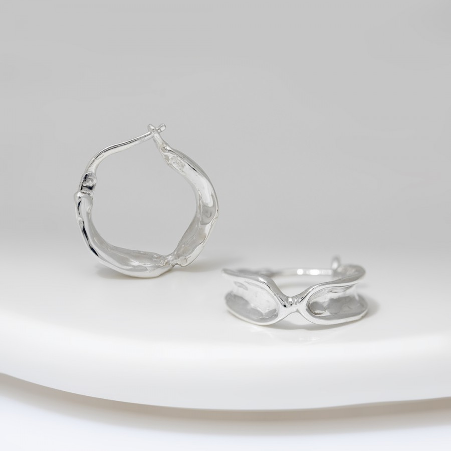 Bond Hoops
