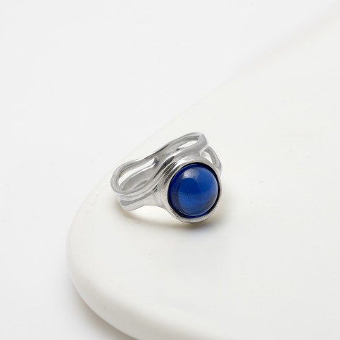 Capsule Ring