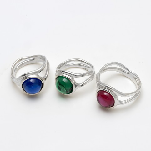 Capsule Ring