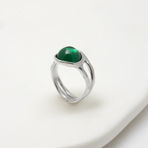Capsule Ring