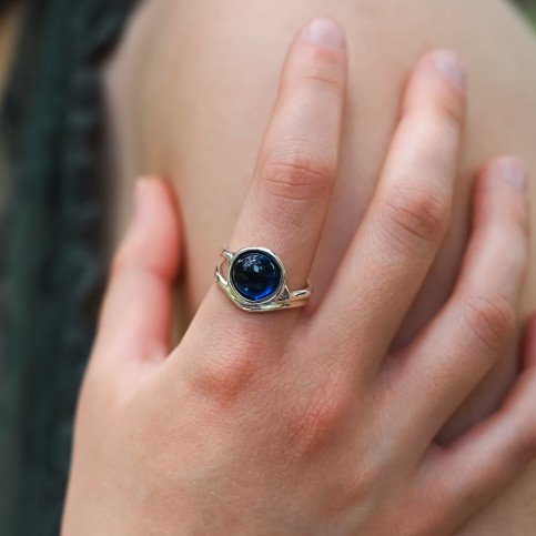 Capsule Ring