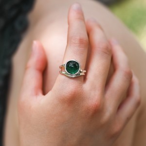 Capsule Ring