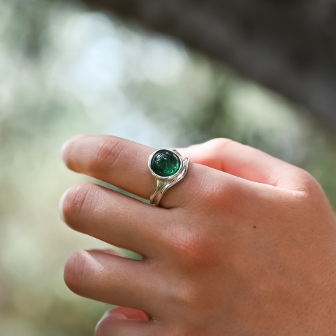 Capsule Ring